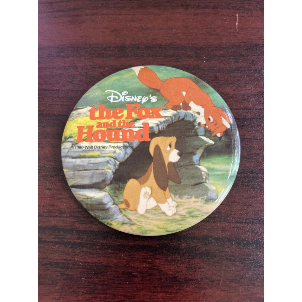Disney’s The Fox And The Hound 1980 Button Pin